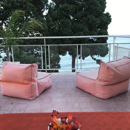 Taormina, Casa Mediterranea Sul Mare. Isola Bella. Apartment *